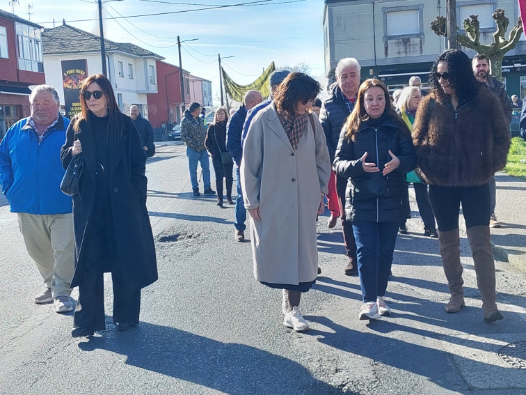 Usuarios de la residencia As Gándaras se movilizan para reclamar una 