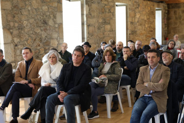 El secretario xeral del PsdeG, Jose Ramón Gómez Besteiro, en Boiro