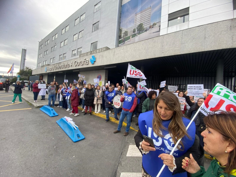 Los TCAE se manifestarán en Santiago para exigir a Sanidade su reclasificación profesional