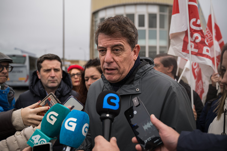 Archivo - La portavoz nacional del BNG, Ana Pontón, atiende a los medios de comunicación durante una nueva manifestación contra Altri, a 22 de marzo de 2025, en Pobra do Caramiñal, A Coruña, Gali