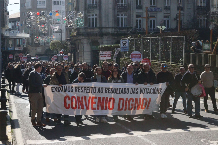 CC.OO. tumba de nuevo el acuerdo por el convenio de autobuses de A Coruña, con la huelga sobrevolando