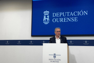 El presidente de la Diputación de Ourense, Luis Menor, da cuenta de los asuntos tratados en junta de Gobierno provincial
