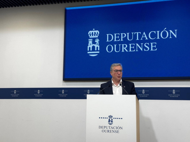 El presidente de la Diputación de Ourense, Luis Menor, da cuenta de los asuntos tratados en junta de Gobierno provincial