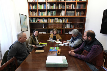 Reunión de la directora xeral de Planificación y Ordenación Forestal, Luisa Piñeiro, con representantes de la Asociación Galega Promotora da Certificación Forestal PEFC.