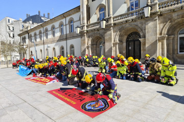 Los GES de Galicia reclaman en una concentración en Lugo que Xunta y diputaciones asuman estos servicios