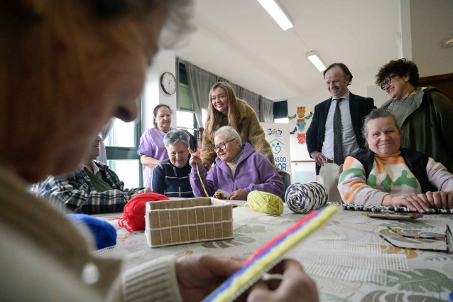 La red de casas del mayor de la Xunta suma ya 800 plazas de atención diurna gratuita en el rural