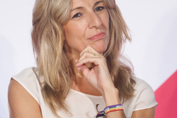 Archivo - La vicepresidenta segunda, ministra de Trabajo y Economía Social y líder de Sumar, Yolanda Díaz, participa en un acto de precampaña electoral, en el Palacio de Congresos de Toledo, a 2 d