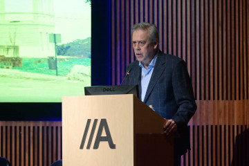 El conselleiro de Sanidade, Antonio Gómez Caamaño, interviene en A Coruña en la presentación del Proyecto Oncoloxía Integrativa que desarrolla el Centro Oncolóxico de Galicia