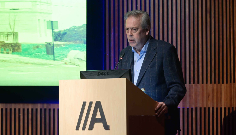 El conselleiro de Sanidade, Antonio Gómez Caamaño, interviene en A Coruña en la presentación del Proyecto Oncoloxía Integrativa que desarrolla el Centro Oncolóxico de Galicia