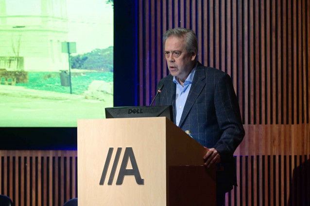 El conselleiro de Sanidade, Antonio Gómez Caamaño, interviene en A Coruña en la presentación del Proyecto Oncoloxía Integrativa que desarrolla el Centro Oncolóxico de Galicia