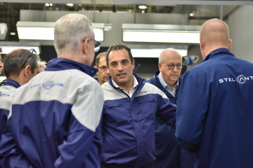 El consejero delegado de  Stellantis, Antonio Filosa