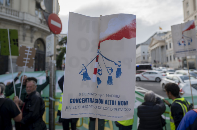 Archivo - Protesta contra la instalación de Altri en Palas de Rei (Lugo)