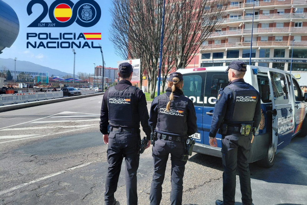 Agentes de la Policía Nacional en Vigo