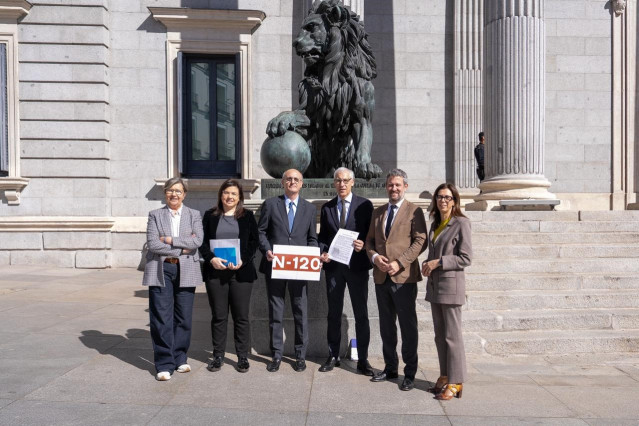 Diputados del PP de Lugo y Ourense exigen al Gobierno un plan de choque urgente ante el 