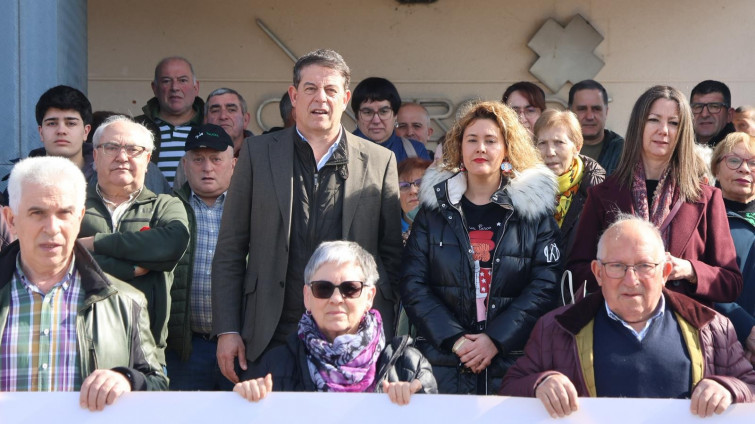 Besteiro alerta de que la escasez de médicos en el rural gallego es un problema estructural derivado de años de gestión del PP