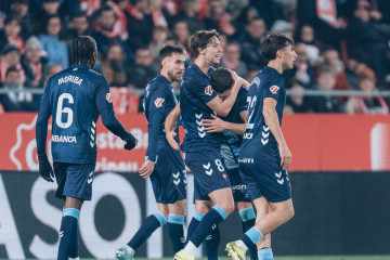 El Celta celebra la victoria en Girona