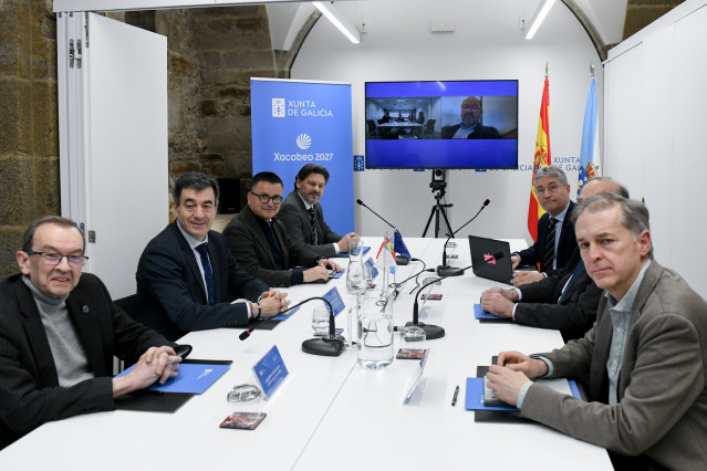 La Xunta urge al Gobierno a agilizar la homologación de títulos de becarios BEME y denuncia el 