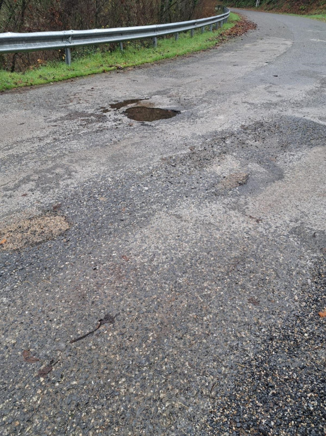 Carretera N6 por Becerreá.