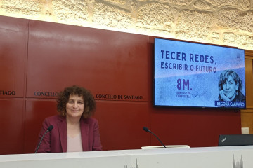 La alcaldesa de Santiago, Goretti Sanmartín, en rueda de prensa