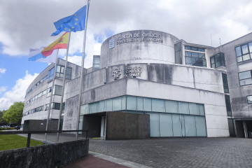 Archivo - Sede de la Consellería de Sanidade y del Servizo Galego de Saúde (Sergas), en San Lázaro, Santiago de Compostela.