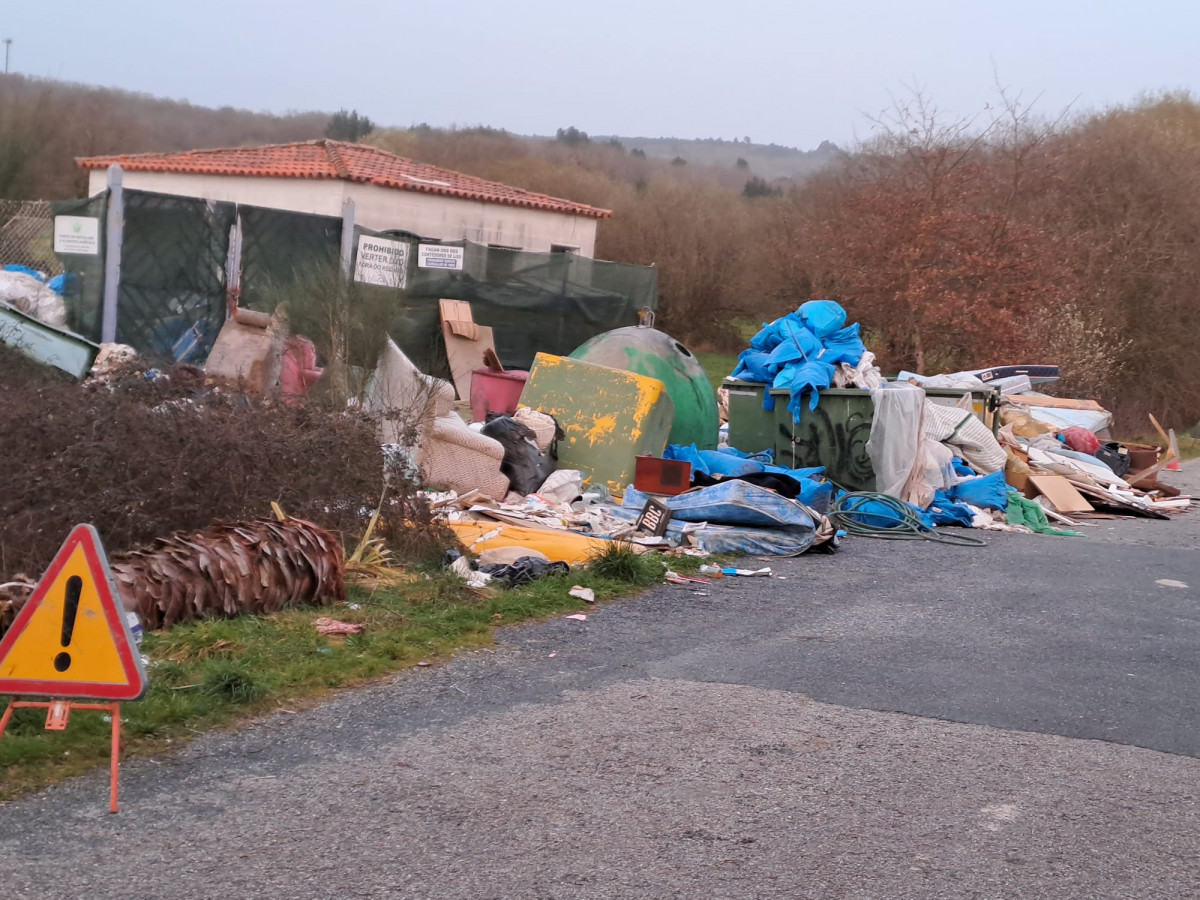 Punto Limpo Vilar de Barrio