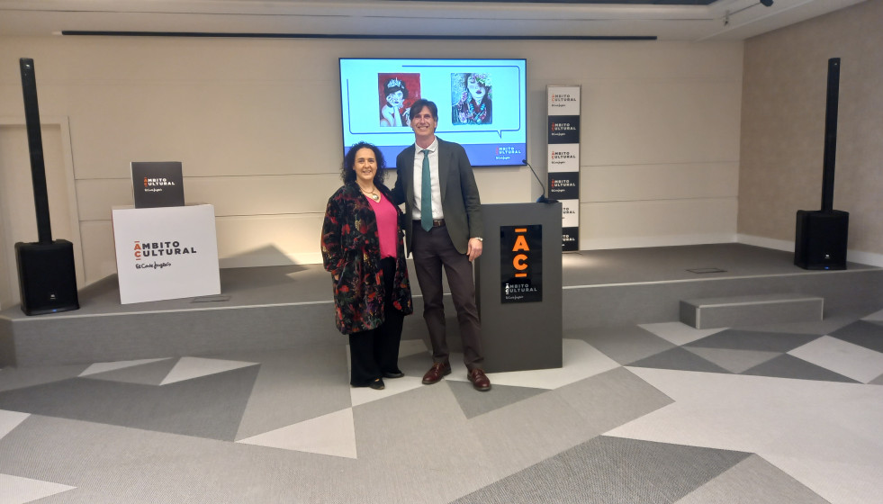 Inaguración de la Exposición Las chicas de Eli de Cristina Corral