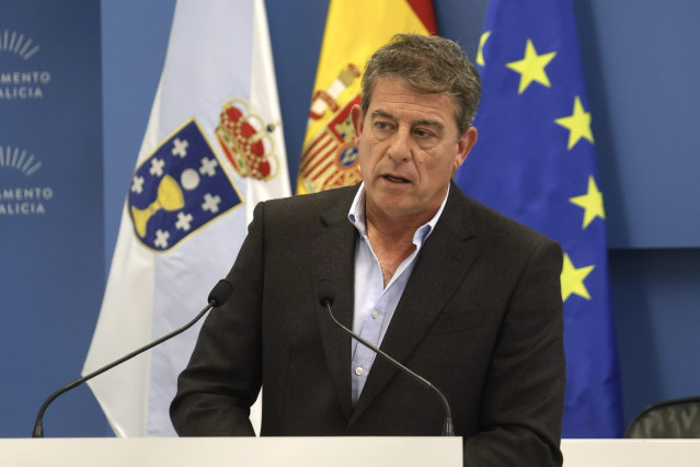 El secretario xeral del PSdeG, José Ramón Gómez Besteiro, en rueda de prensa.