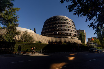 Archivo - Fachada de la sede del Tribunal Constitucional.