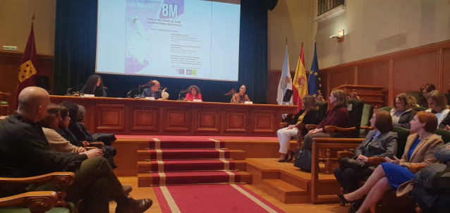 Acto de la USC con motivo del 8M