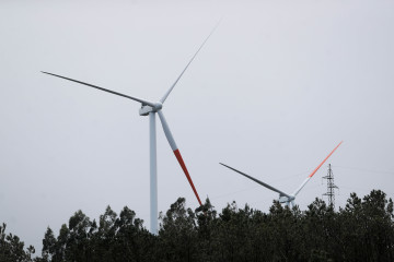 Parque eólico de Mondego, a 19 de febrero de 2026, entre Ribadeo y Trabada, Lugo, Galicia (España). La compañía de capital público-privado Recursos de Galicia adquiere el Parque eólico Mondego a