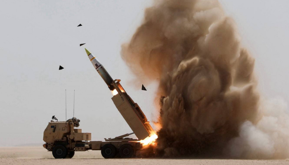 Misil de Estados Unidos lanzado contra Irán en una imagen del ejército americano publicada esta mañana