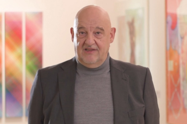 Secretario Xeral del Eixo Atlántico Vázquez Mao en la bienal de pintura