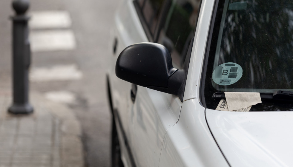 Archivo - El Ayuntamiento de Madrid ha anunciado que cobrará el Impuesto sobre Vehículos de Tracción Mecánica (IVTM), el conocido como 'numerito', no según el tipo de motor y carburante sino en b