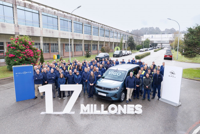 Stellantis Vigo alcanza su vehículo número 17 millones, una Opel Combo Electric.