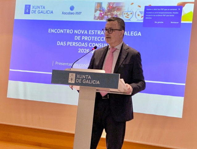 El conselleiro de Emprego, José González