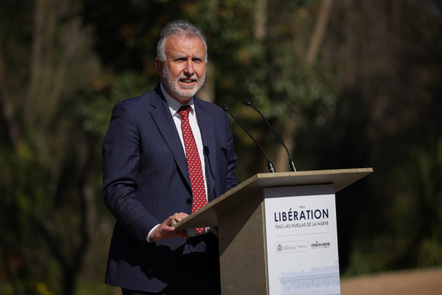 El ministro de Política Territorial y Memoria Democrática, Ángel Víctor Torres, interviene durante la inauguración de la exposición ‘Libération. París 1944. Españoles, exilio y resistencia’, a 12 de marzo de 2026, en Madrid (España).