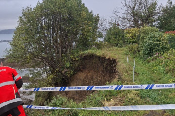 Cierre del sendero Costa Doce, en Sada (A Coruña)