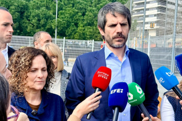 El ministro de Cultura, Ernest Urtasun y la consellera de Cultura de la Generalitat, Sònia Hernández.