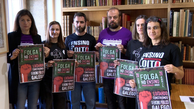 El profesorado gallego irá a huelga el 28 de abril y se manifestará en Santiago para exigir a la Xunta una negociación