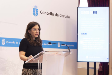 La alcaldesa de A Coruña, Inés Rey, informa de los asuntos de la Junta de Gobierno local