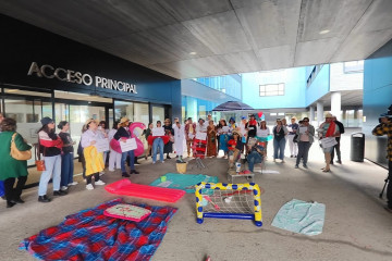 Concentración de trabajadores del área sanitaria de Vigo, para protestar por la 
