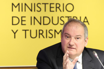 Archivo - El ministro de Industria y Turismo, Jordi Hereu, durante una rueda de prensa para hacer balance turístico del año 2023, en la sede del ministerio, a 19 de enero de 2024, en Madrid (España
