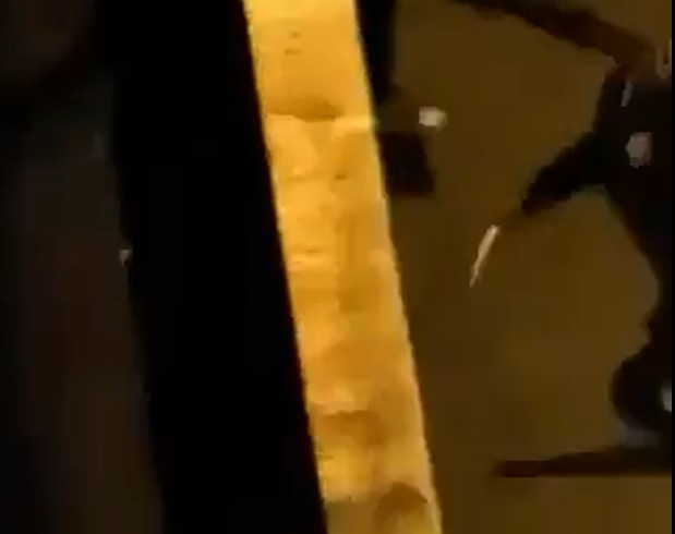 Momento del apuu00f1alamiento en Lyon