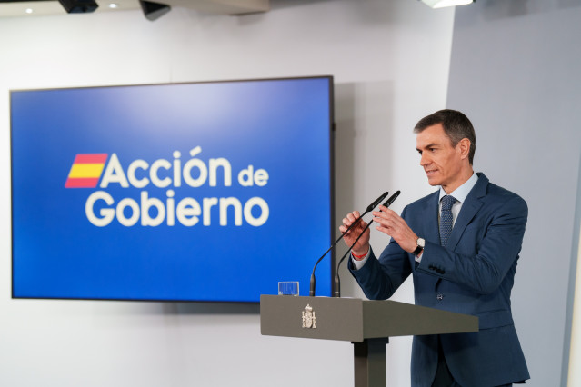 El presidente del Gobierno, Pedro Sánchez, durante una rueda de prensa posterior al Consejo de Ministros extraordinario, en el Palacio de la Moncloa, a 20 de marzo de 2026, en Madrid (España). Sánchez ha informado del plan integral de respuesta a las cons