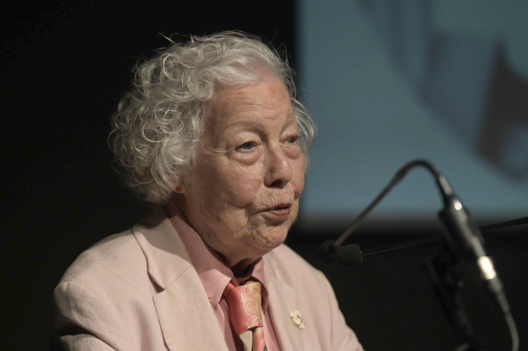 María Xosé Queizán, referente del feminismo gallego, académica de honor en la RAG