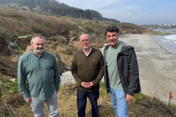 Dirigentes populares que impulsan la iniciativa.