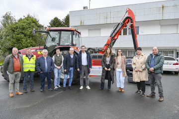 El conselleiro de Presidencia, Diego Calvo, visita O Pino.