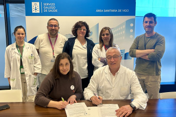 Firma del acuerdo de traslado voluntario de profesionales de Atención Primaria al nuevo CIS Olimpia Valencia de Vigo