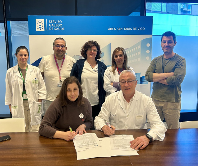 Firma del acuerdo de traslado voluntario de profesionales de Atención Primaria al nuevo CIS Olimpia Valencia de Vigo