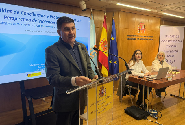 El delegado del Gobierno urge a Rueda poner encima de la mesa soluciones por los efectos del conflicto en Irán